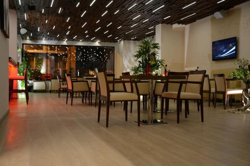 Zenti Plaza Hotel Drobeta Turnu Severin Exteriér fotografie